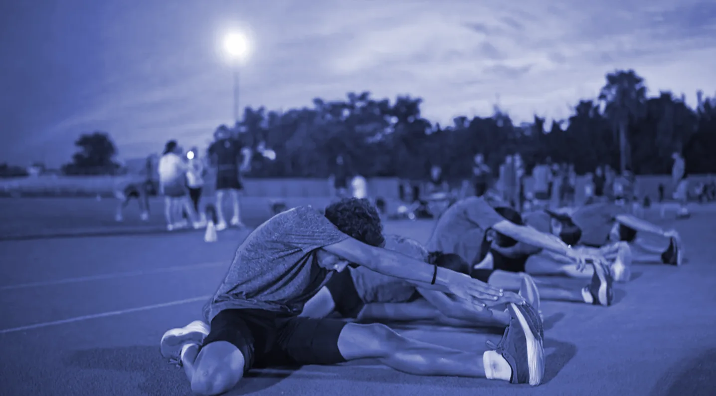 Alumnos de Montfort entrenando
