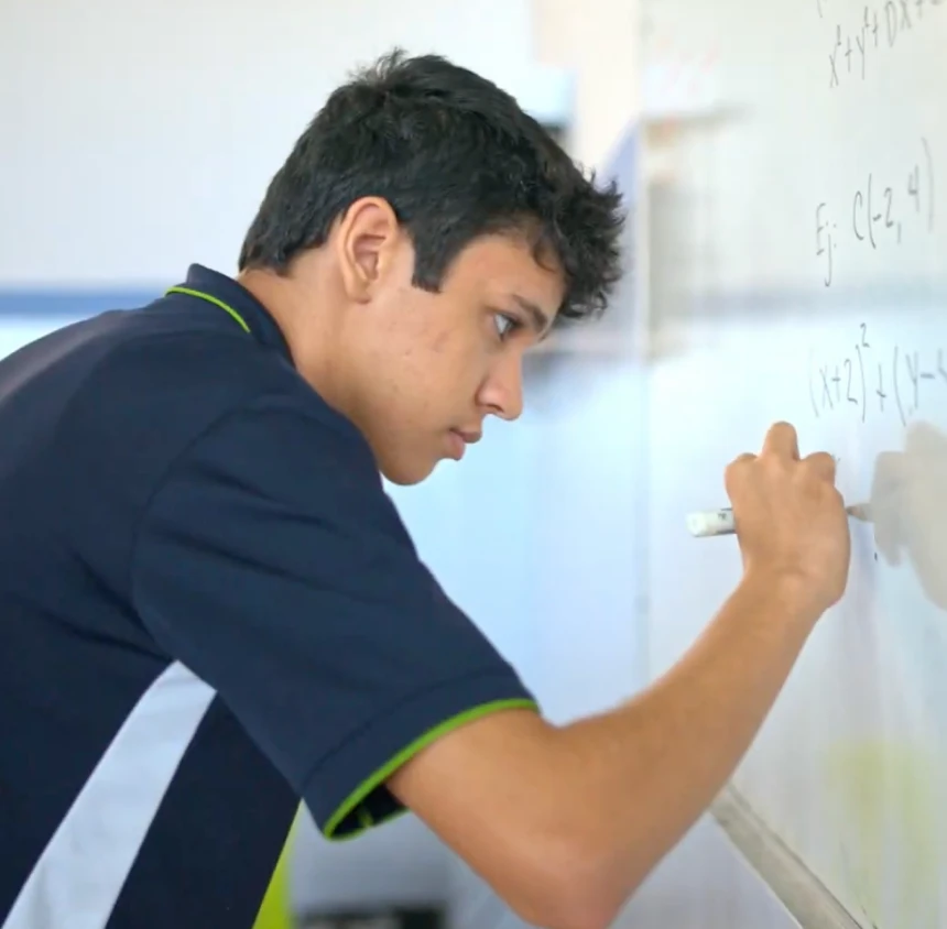 Alumnos en clase de matemáticas